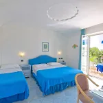 Punta Imperatore ホテル 4*