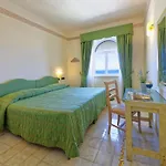 Punta Imperatore ホテル 4*