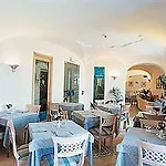 Punta Imperatore ホテル 4*