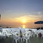 ホテル Punta Imperatore 4*