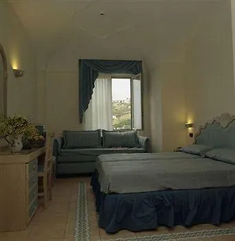 Punta Imperatore ホテル