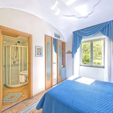 Hotel Punta Imperatore 4*