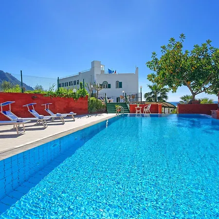 Punta Imperatore Hotell 4*