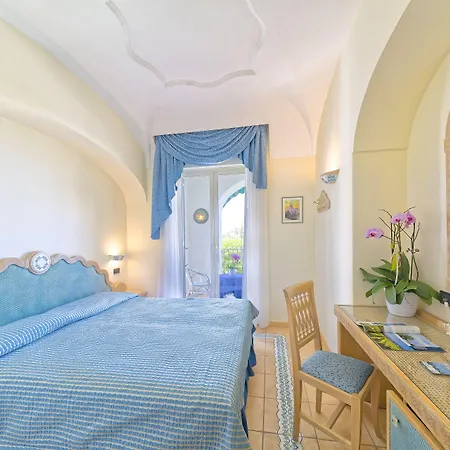 皇帝之角酒店 4* Forio di Ischia