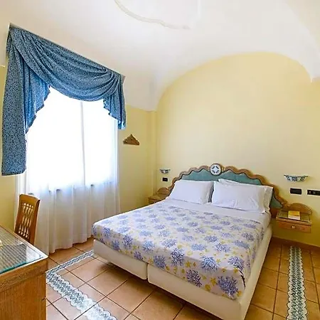 Punta Imperatore Forio di Ischia